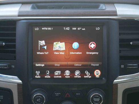 Used 2017 RAM 2500 Laramie w/ Convenience Group AWD/4WD image 5