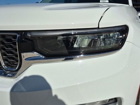 New 2024 Jeep Grand Cherokee Limited 4xe w/ Luxury Tech Group II image 10