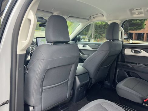 New 2026 Ford Explorer Active RWD image 16