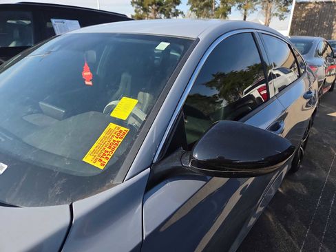 Used 2022 Honda Accord Sport image 10