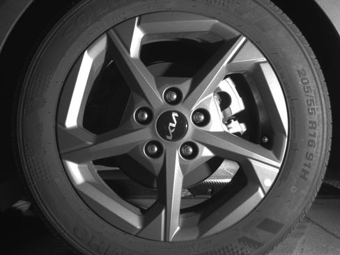 Used 2025 Kia K4 FWD image 14