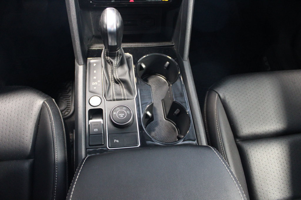 Used 2022 Volkswagen Atlas SEL AWD/4WD image 21