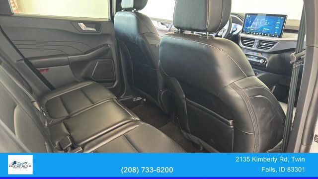 Used 2025 Ford Escape Platinum AWD/4WD image 14