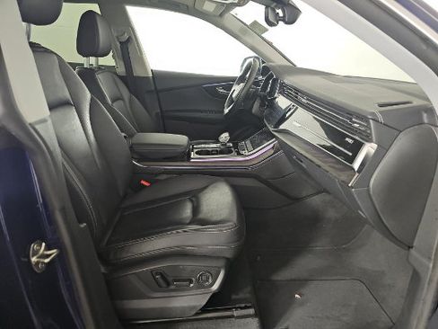 Used 2023 Audi Q8 Premium Plus w/ Premium Plus Package AWD/4WD image 8