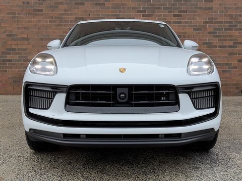 New 2026 Porsche Macan S image 10