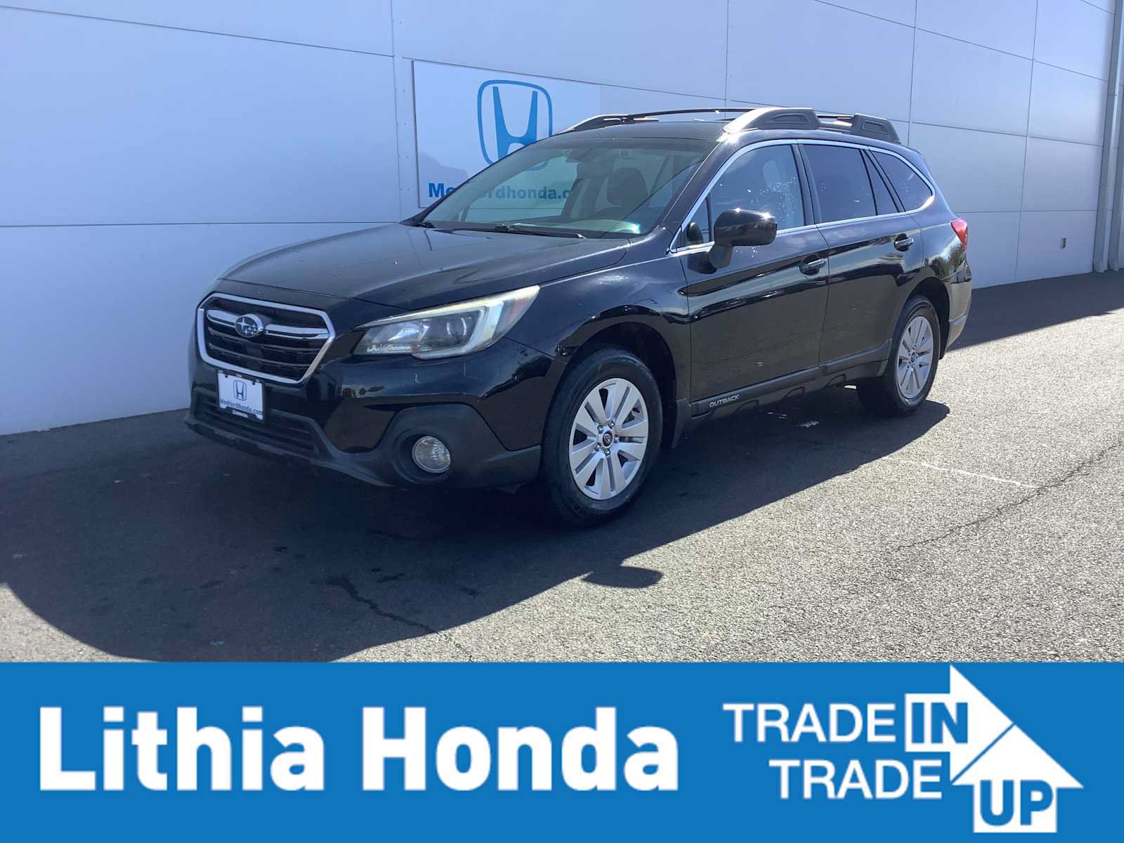 Used 2019 Subaru Outback 2.5i Premium AWD/4WD image 1