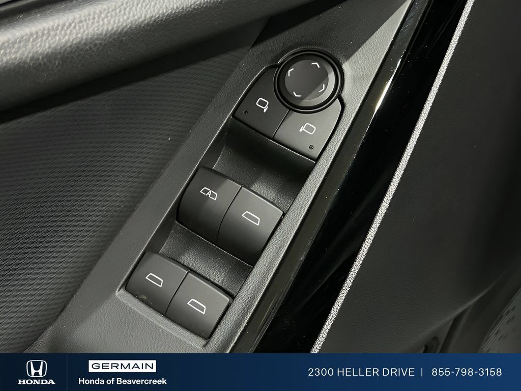 Used 2025 Chevrolet Equinox LT w/ Convenience Package II AWD/4WD image 13