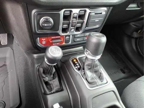 New 2026 Jeep Gladiator Mojave AWD/4WD image 23