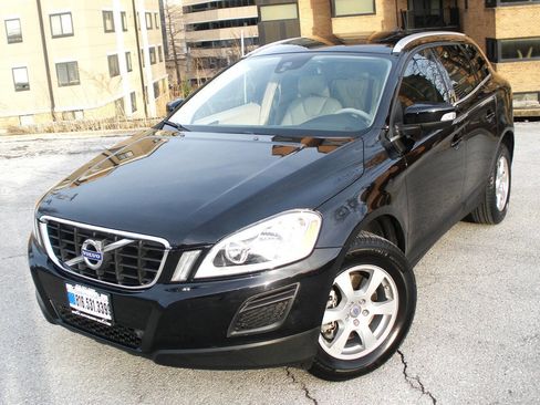 Used 2012 Volvo XC60 3.2 image 1