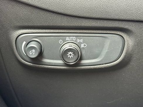 Used 2024 Chevrolet Equinox LT AWD/4WD image 43