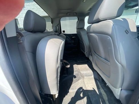 Used 2015 Chevrolet Silverado 2500 W/T w/ WT Convenience Package AWD/4WD image 32
