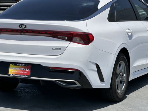Certified 2021 Kia K5 LXS FWD image 8