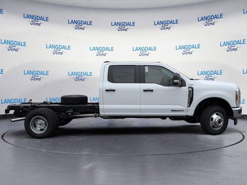 New 2026 Ford F350 XL w/ XL Chrome Package image 3