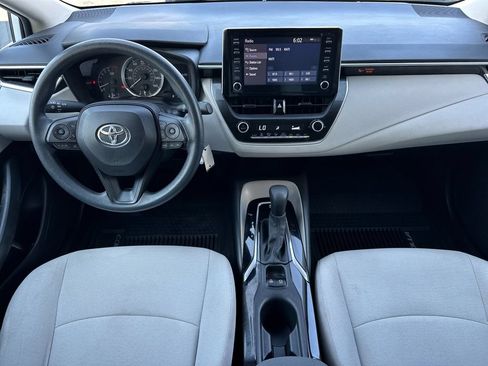 Used 2020 Toyota Corolla LE FWD image 14