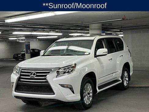 Used 2014 Lexus GX 460 w/ Premium Package AWD/4WD image 4