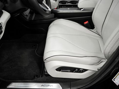 New 2025 Acura RDX SH-AWD w/ Advance Package image 38