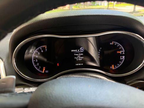 Used 2014 Jeep Grand Cherokee Laredo w/ 18" Wheel & 8.4" Radio Group image 18