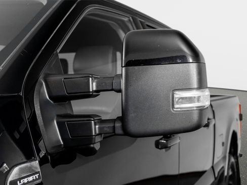 Used 2024 Ford F250 Lariat w/ Lariat Ultimate Package image 25