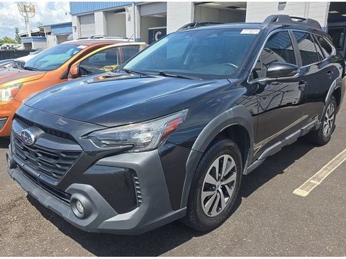 Used 2023 Subaru Outback Premium AWD/4WD image 1