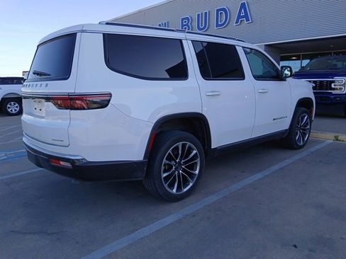 Used 2022 Jeep Wagoneer Series III w/ Premium Group I image 6