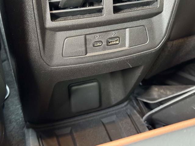 Used 2026 GMC Canyon AT4 w/ Technology Plus Package AWD/4WD image 15