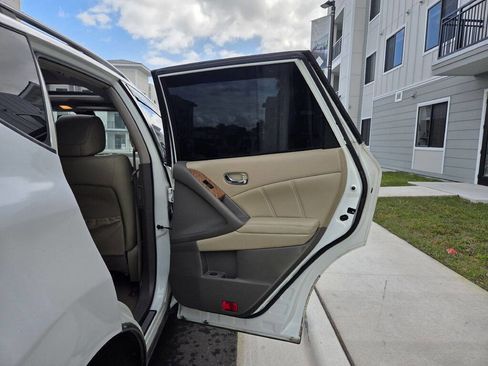 Used 2013 Nissan Murano LE w/ Platinum Pkg image 37