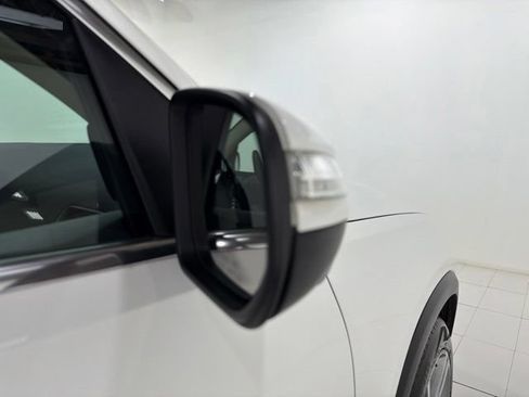 Used 2020 Mercedes-Benz GLE 350 4MATIC image 26