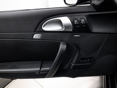 Used 2012 Porsche 911 Carrera 4S image 22