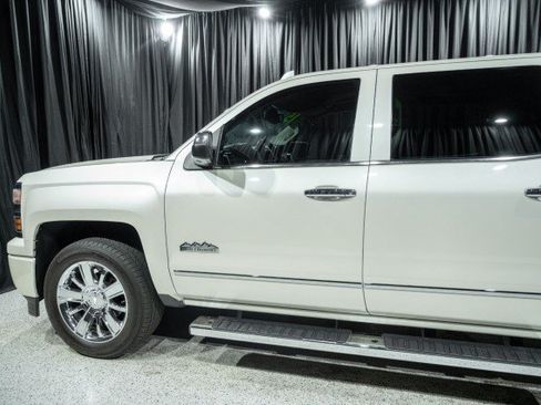Used 2015 Chevrolet Silverado 1500 High Country w/ High Country Premium Package RWD image 5