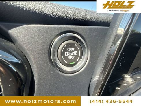 Certified 2023 Chevrolet Blazer RS w/ Enhanced Convenience Package AWD/4WD image 18