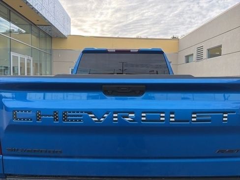 Used 2023 Chevrolet Silverado 1500 RST w/ Z71 Off-Road Package image 4