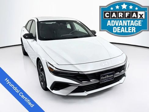 Certified 2025 Hyundai Elantra Sport FWD image 1