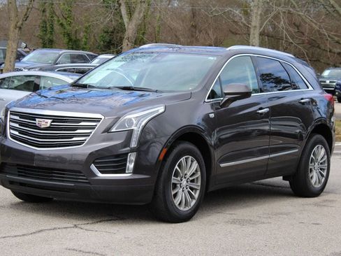 Used 2018 Cadillac XT5 Luxury w/ Driver Awareness Package image 3