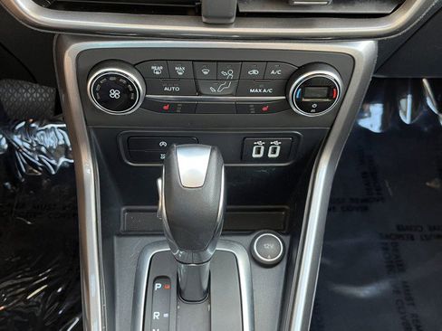 Used 2021 Ford EcoSport SE image 18