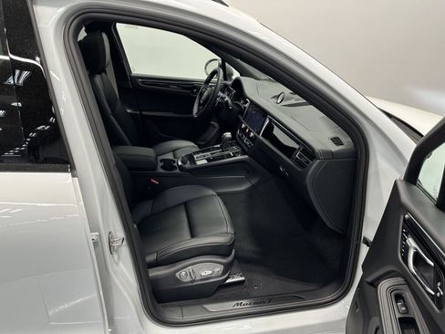 New 2025 Porsche Macan Turbo image 42