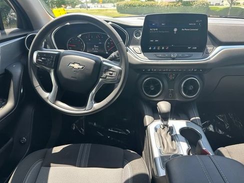 Used 2025 Chevrolet Blazer LT w/ Convenience Package AWD/4WD image 14