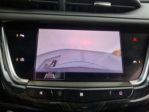 Used 2020 Cadillac XT6 Premium Luxury image 21