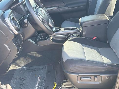 Certified 2021 Toyota Tacoma TRD Sport w/ Technology Package image 27