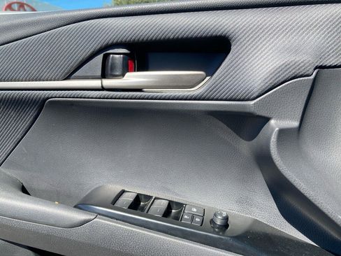 Used 2025 Toyota Camry SE w/ Multimedia Upgrade Package image 11