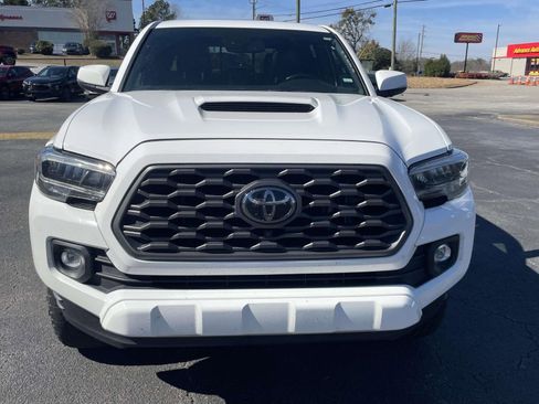 Used 2023 Toyota Tacoma TRD Sport w/ TRD Premium Sport Package image 8