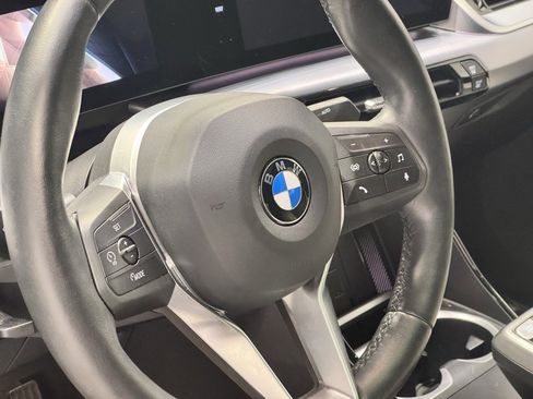 Certified 2025 BMW X2 xDrive28i image 16