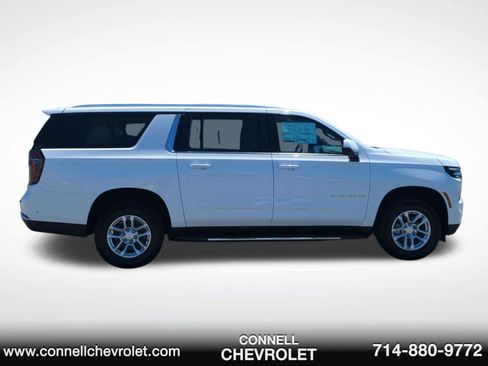 New 2026 Chevrolet Suburban LS RWD image 4
