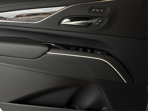 Certified 2024 Cadillac Escalade ESV Premium Luxury image 22