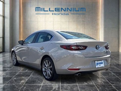 Used 2023 MAZDA MAZDA3 s FWD image 3