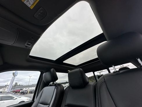 Used 2021 Ford F350 Lariat w/ Camper Package AWD/4WD image 18