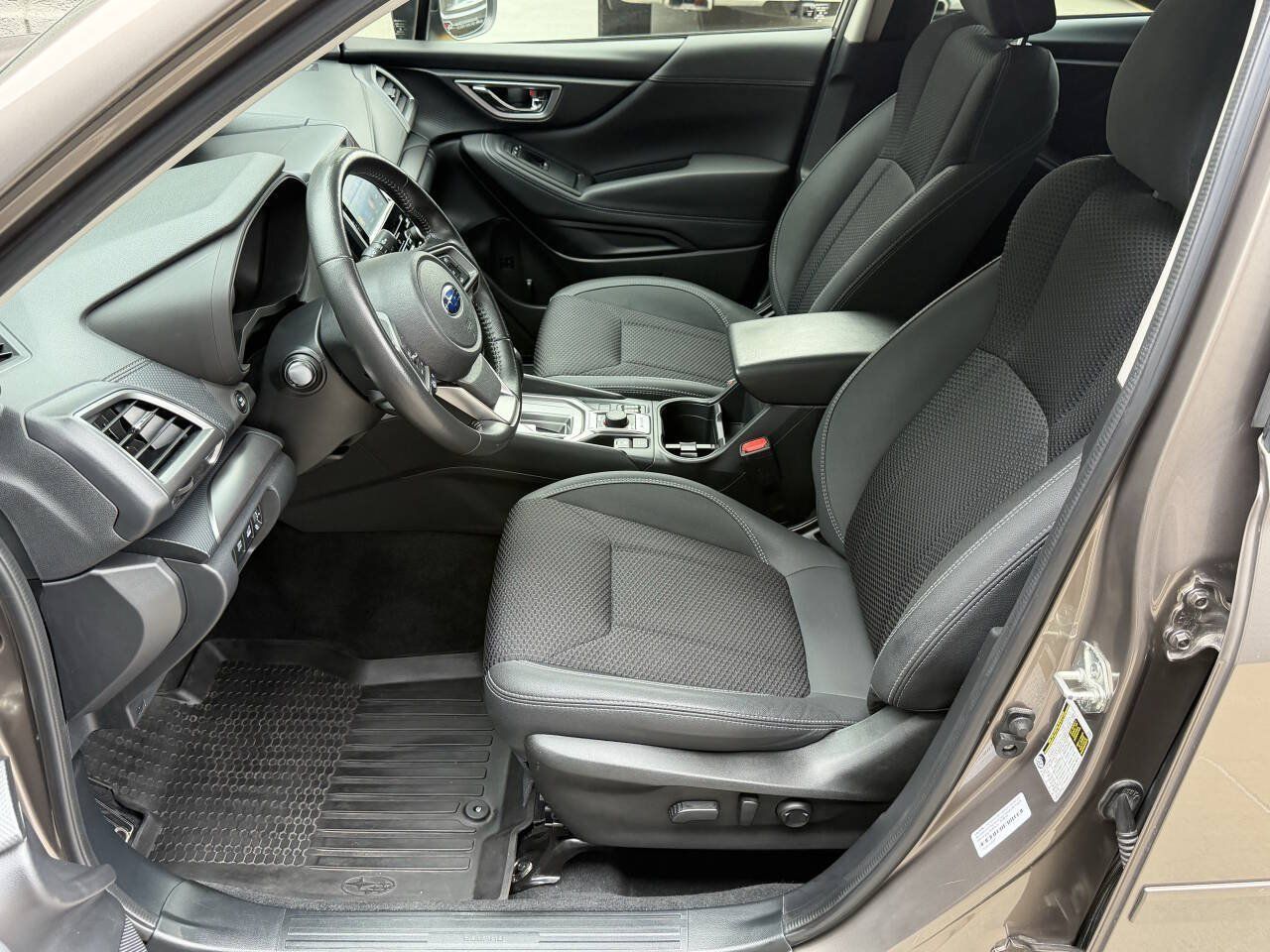 Used 2022 Subaru Forester Premium AWD/4WD image 14
