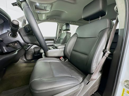 Used 2015 Chevrolet Silverado 2500 LT w/ LT Convenience Package AWD/4WD image 25