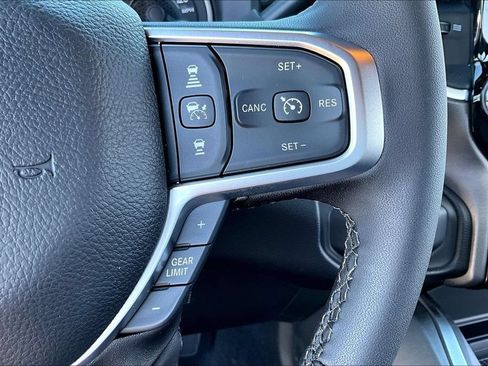 New 2026 RAM 2500 Big Horn AWD/4WD image 25