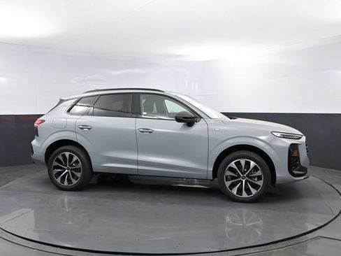 New 2026 Audi Q3 quattro 2.0T AWD/4WD image 4