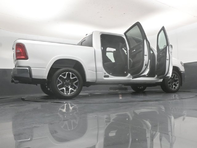 Used 2026 RAM 1500 Laramie AWD/4WD image 63